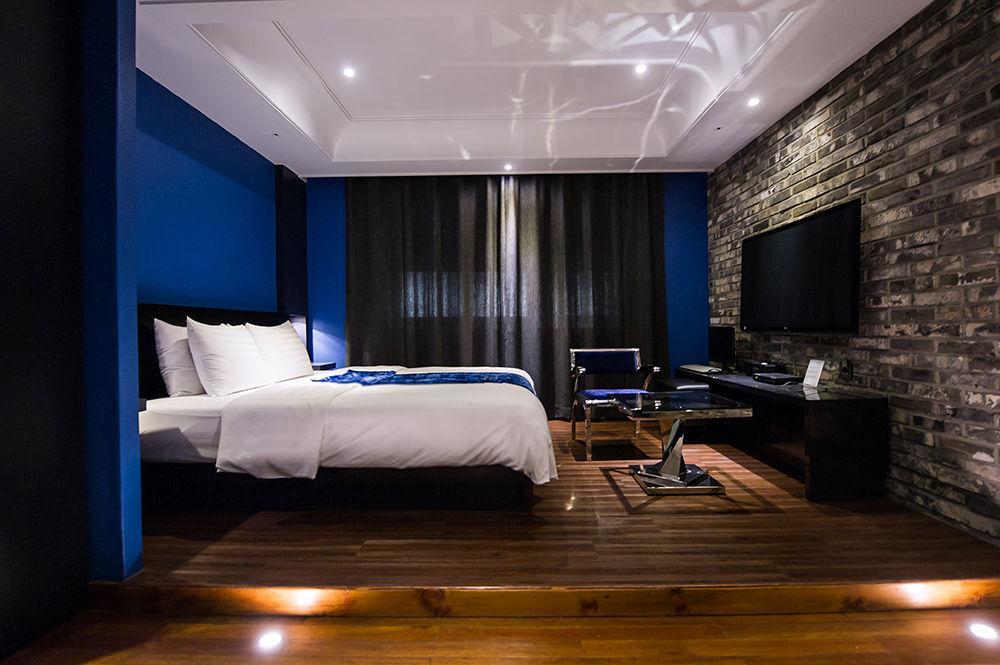 Hotel Floce Pucshon Kültér fotó
