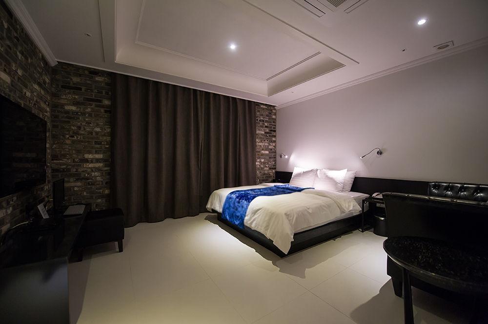Hotel Floce Pucshon Kültér fotó