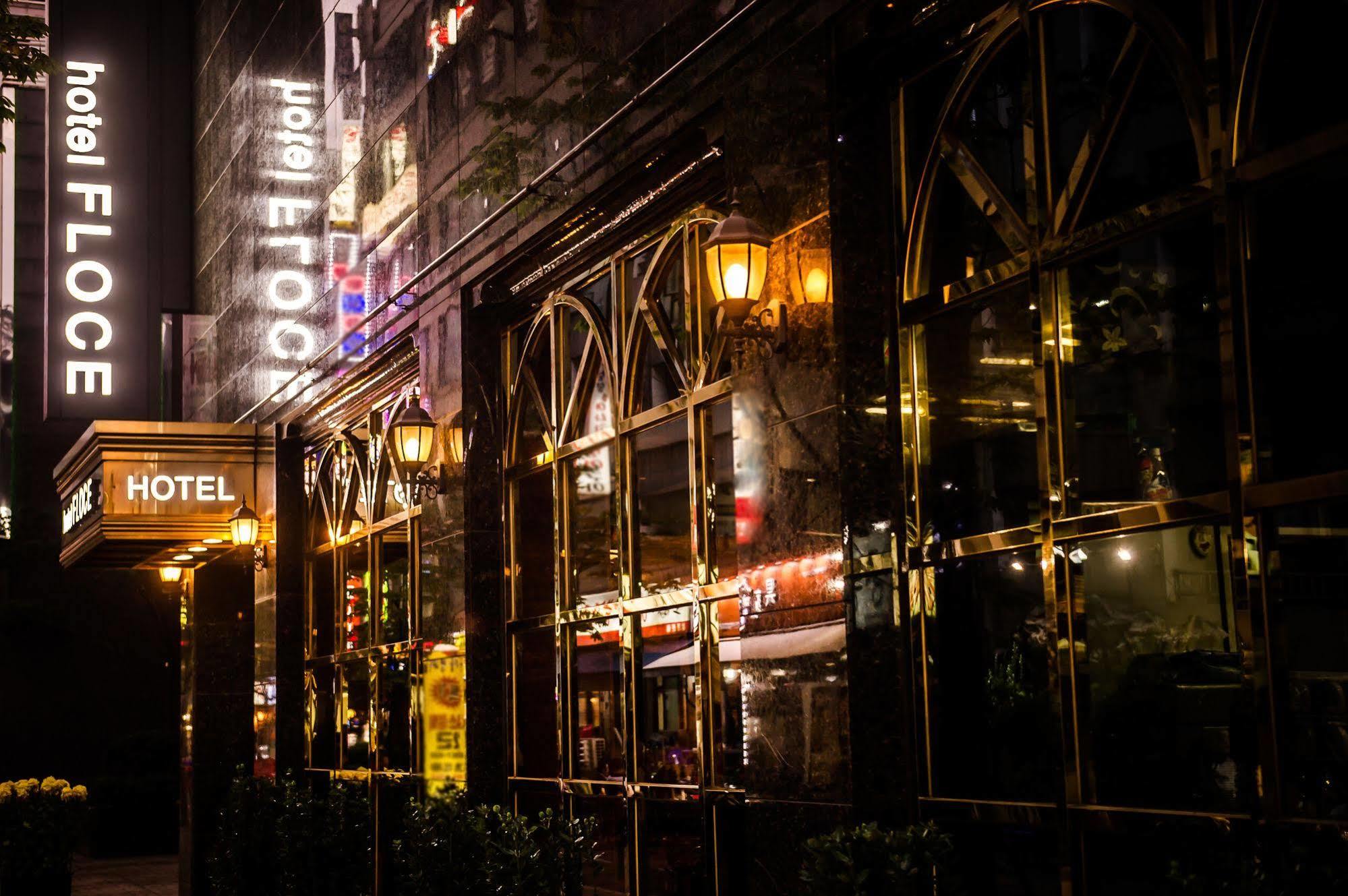 Hotel Floce Pucshon Kültér fotó